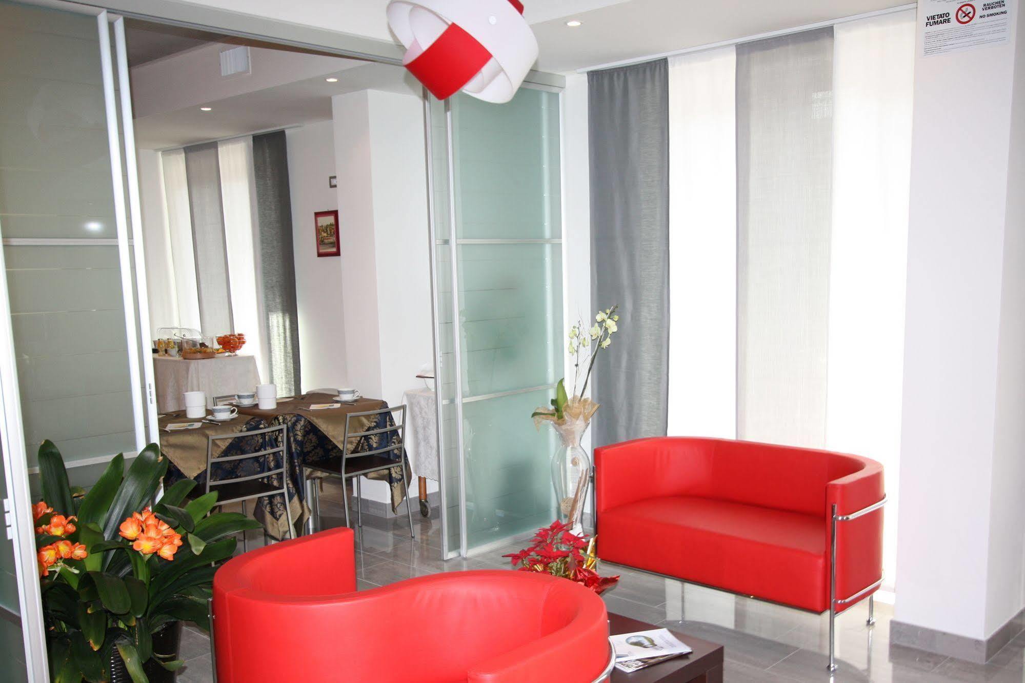 Hotel Garni Corallo Torbole Sul Garda Εξωτερικό φωτογραφία